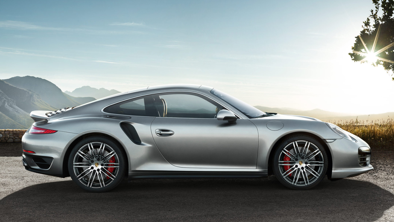 Надежная машина Porsche 911 Turbo 2014