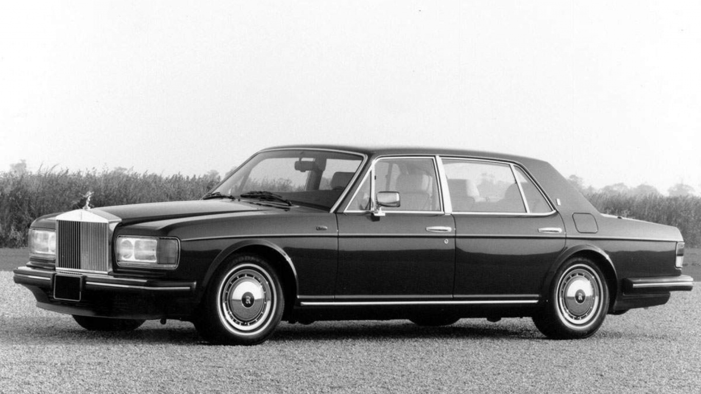 Новый автомобиль Rolls Royce Silver Spirit