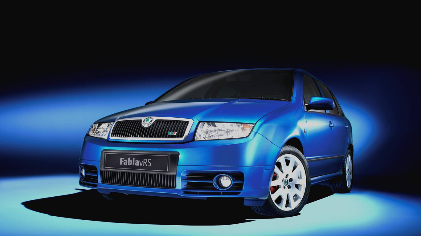 Красивый автомобиль Skoda Fabia в Москве
