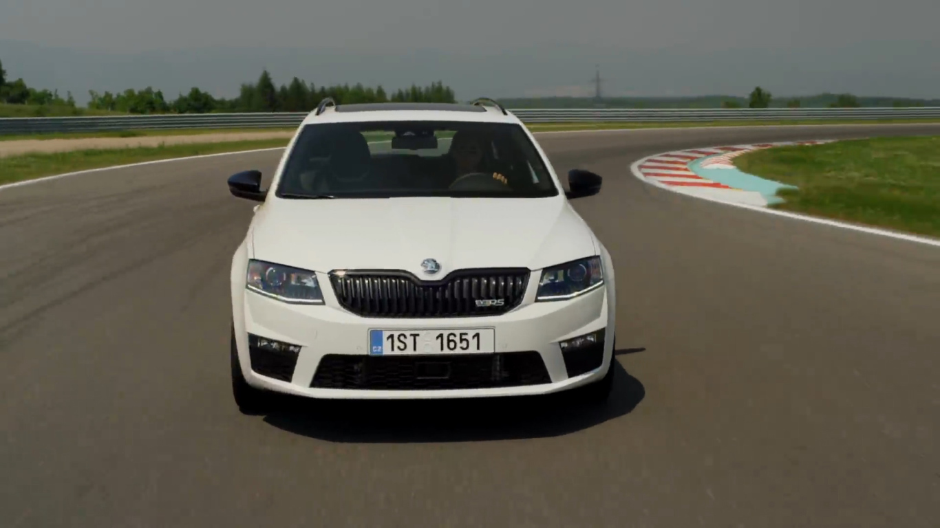 Новый автомобиль Skoda Octavia 2014
