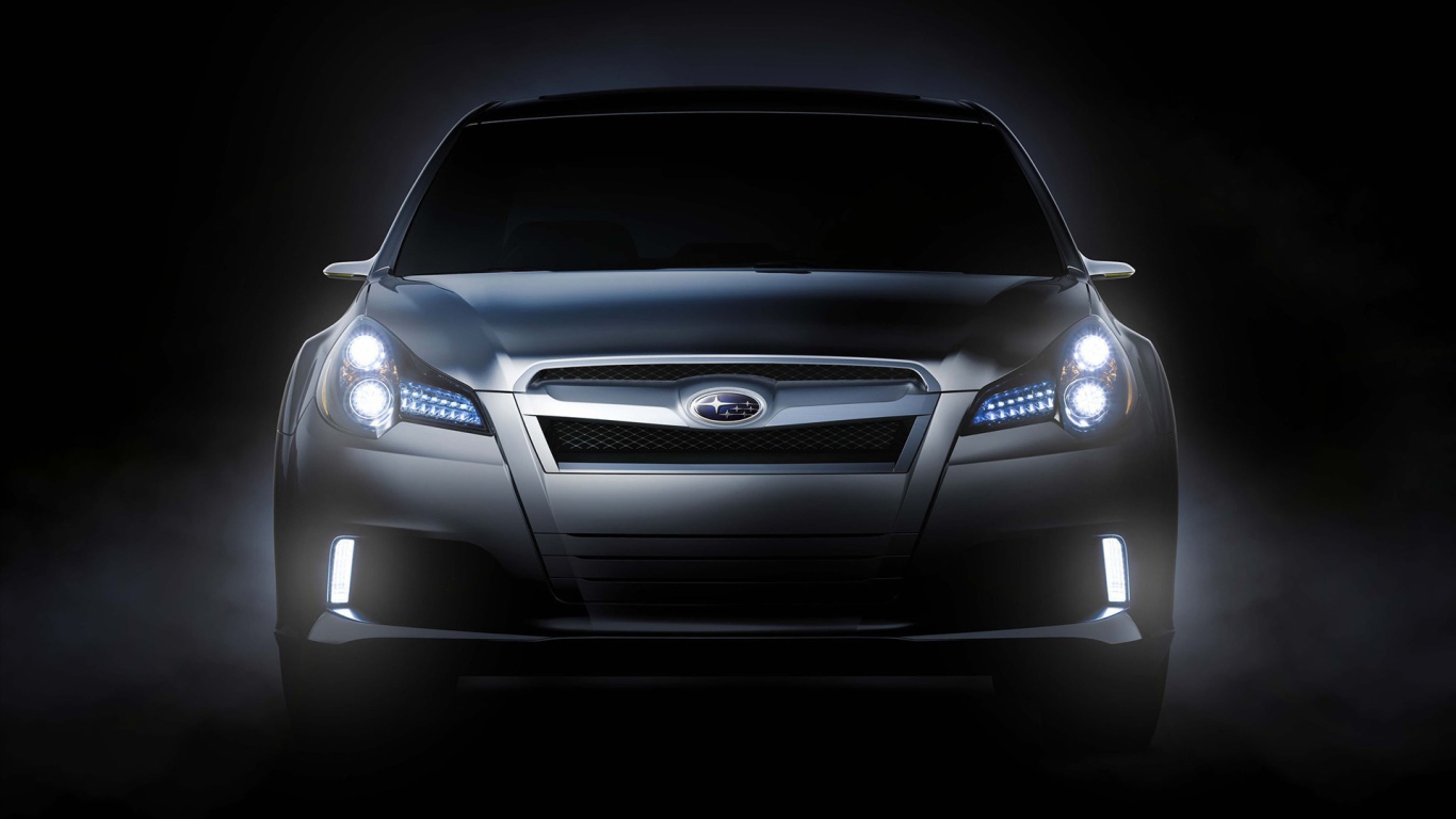 Красивый автомобиль Subaru Legacy в Москве