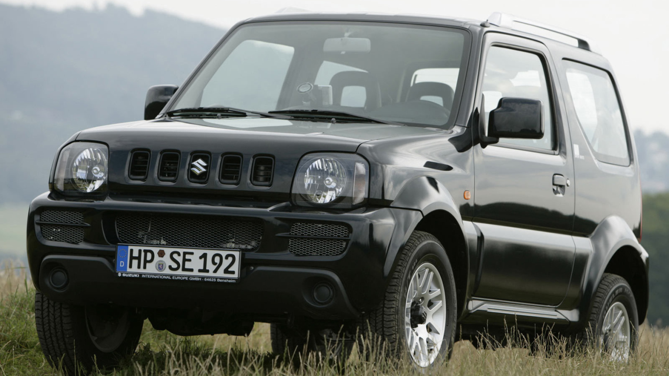   Красивый автомобиль Suzuki Jimny в Москве