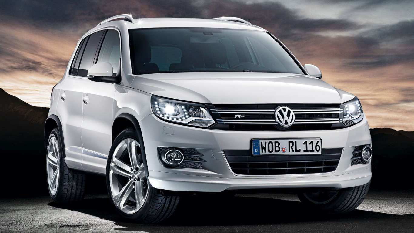 Красивый автомобиль Volkswagen  Taigun 2014 в Москве