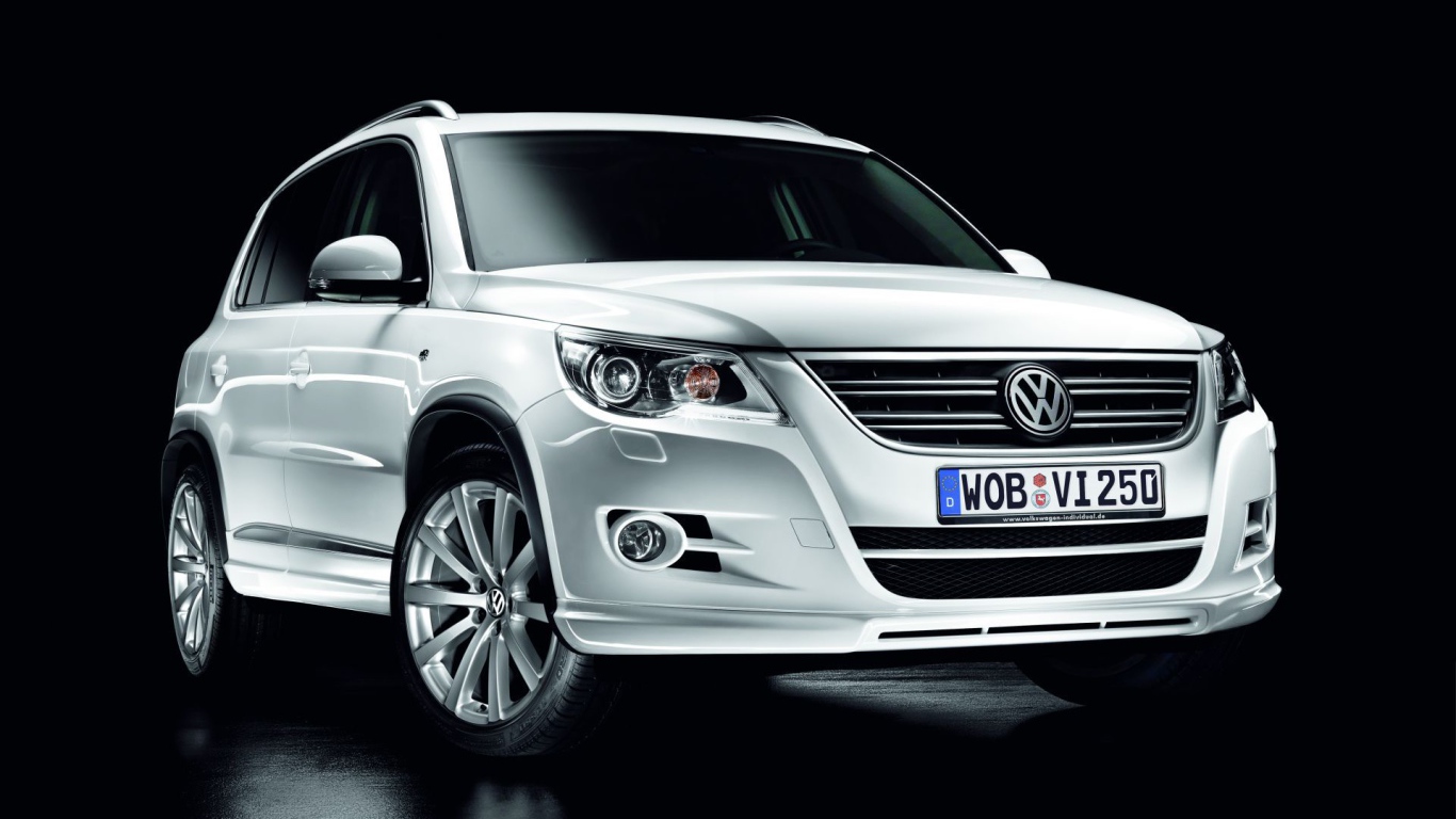 Фото автомобиля Volkswagen Tiguan