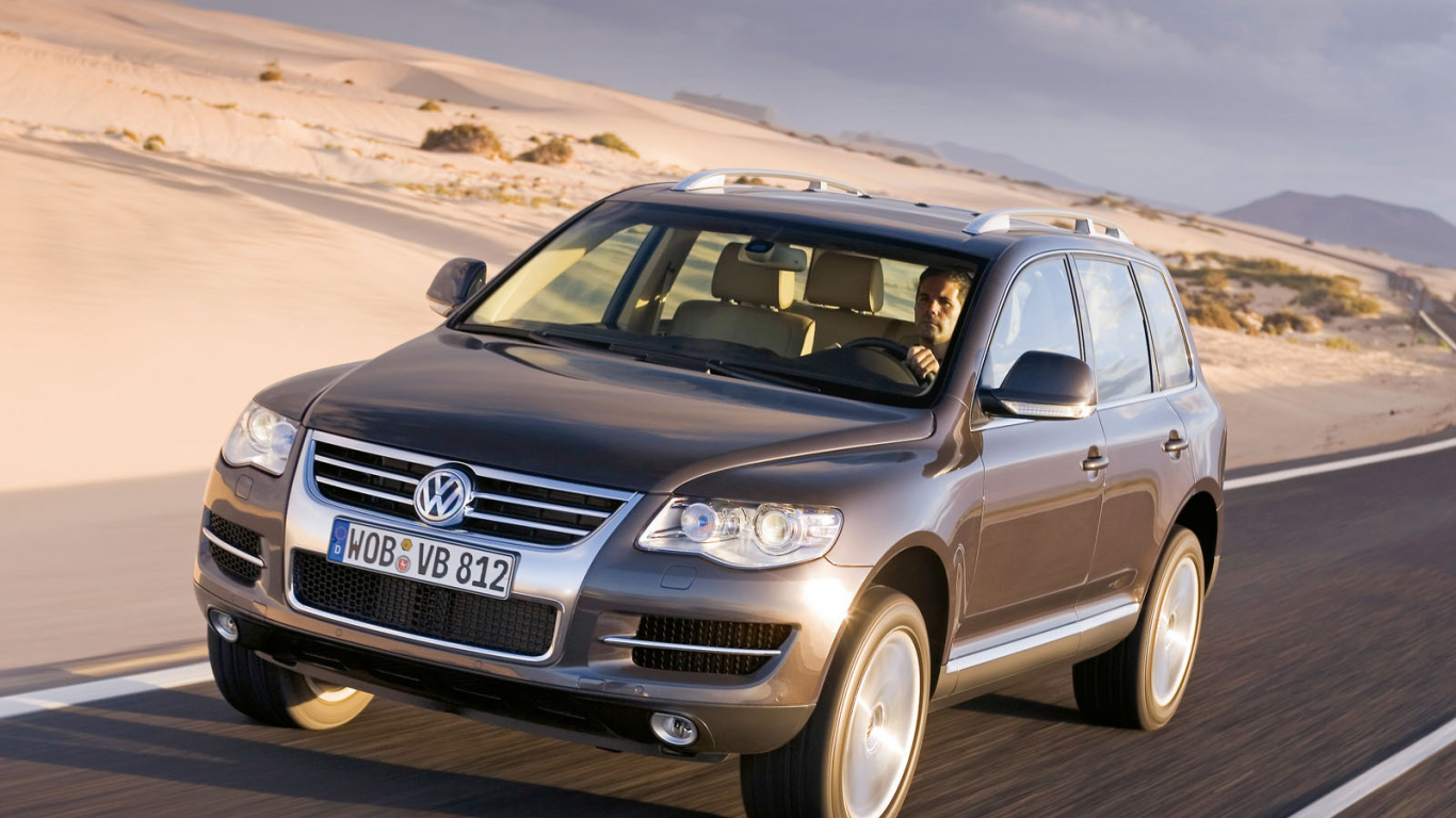 Тест драйв автомобиля Volkswagen Touareg