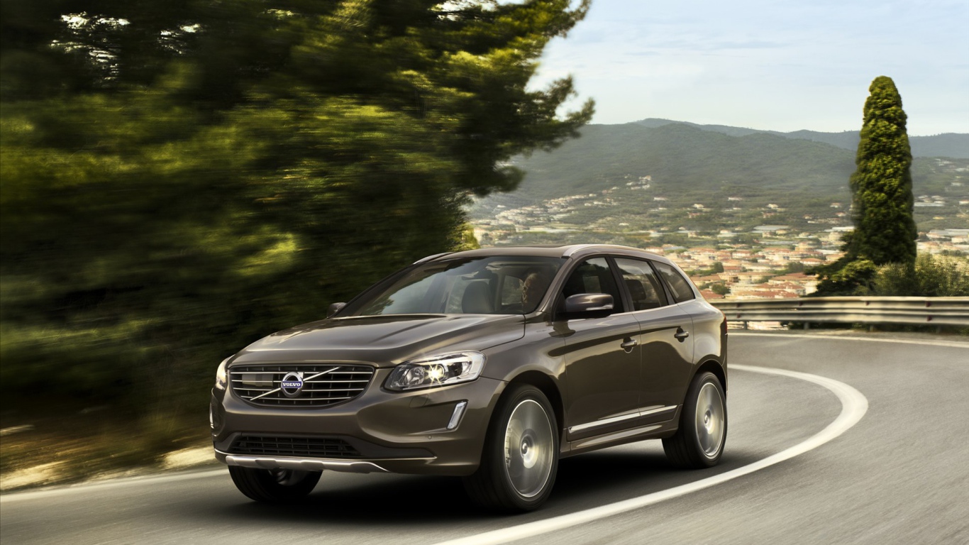 Красивый автомобиль Volvo xc60