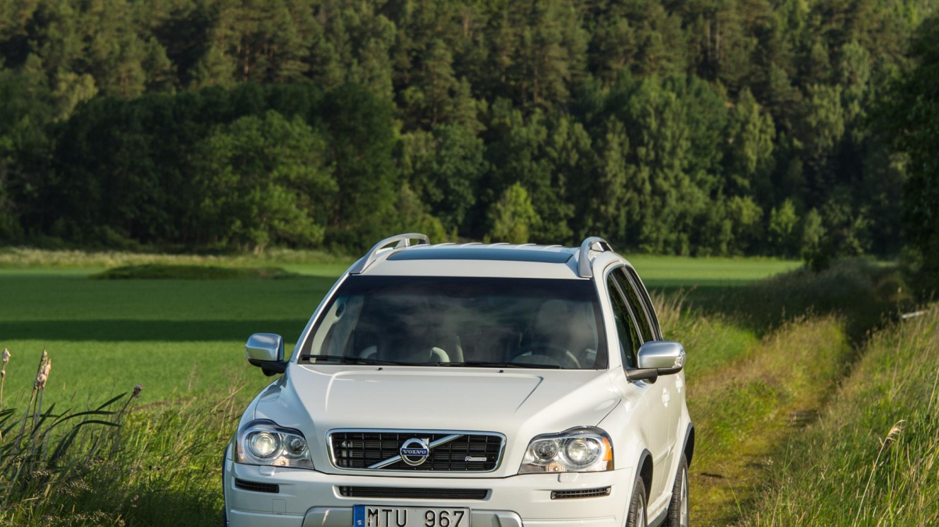 Надежный автомобиль Volvo  xc90 2014