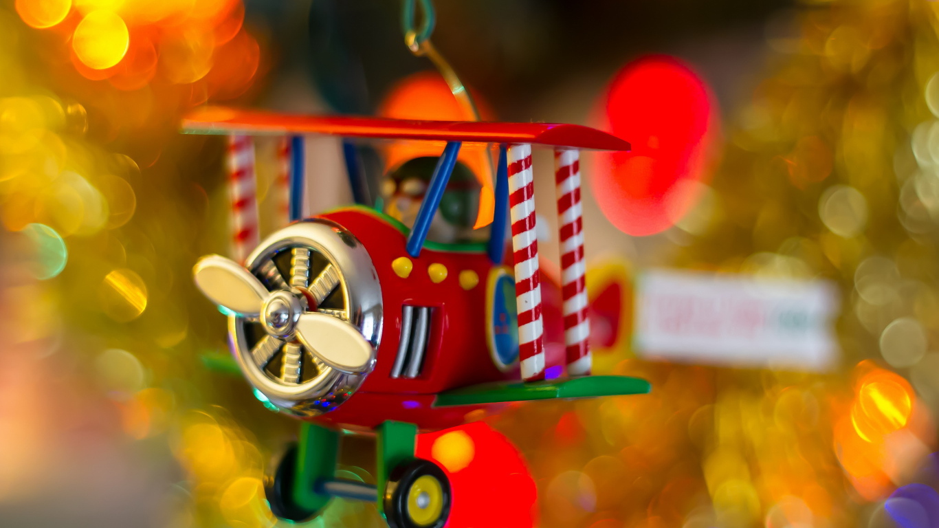 Игрушка самолет