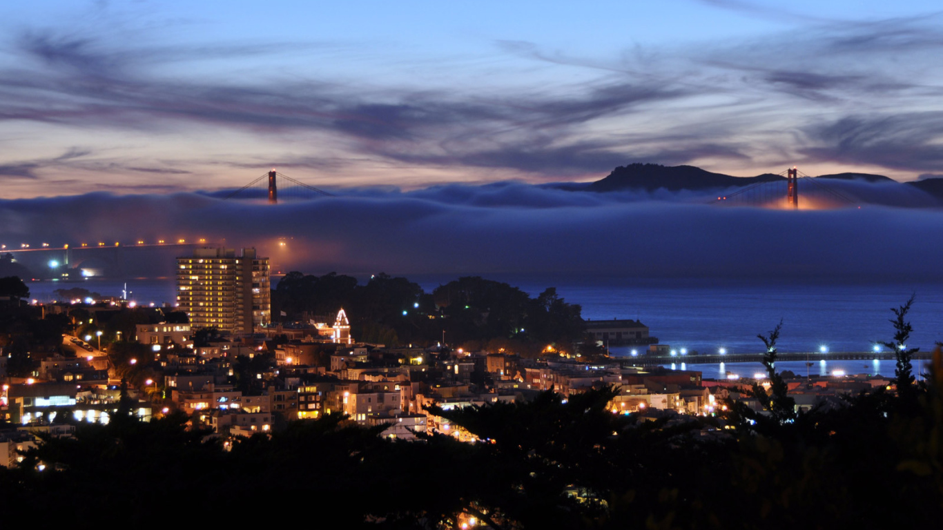 Мост в тумане