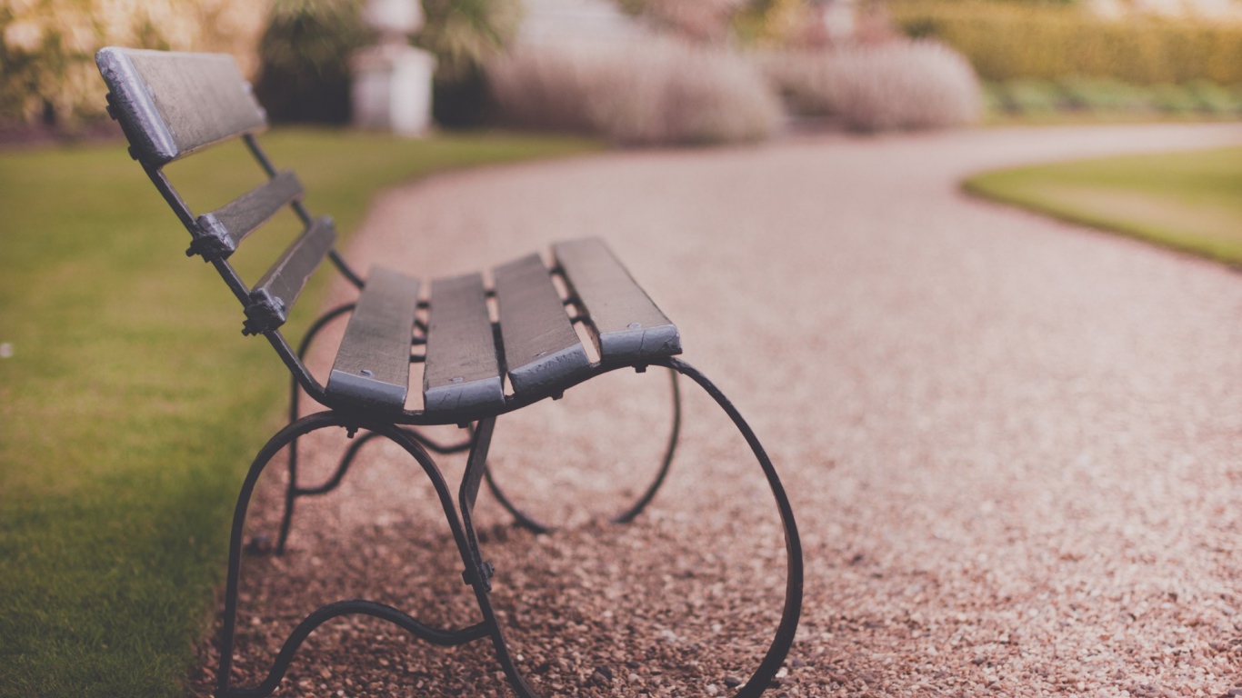 Cкамейка в парке