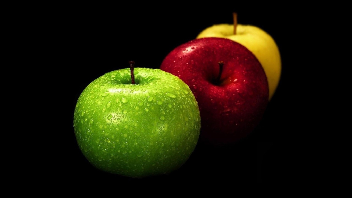 Differently colored apples