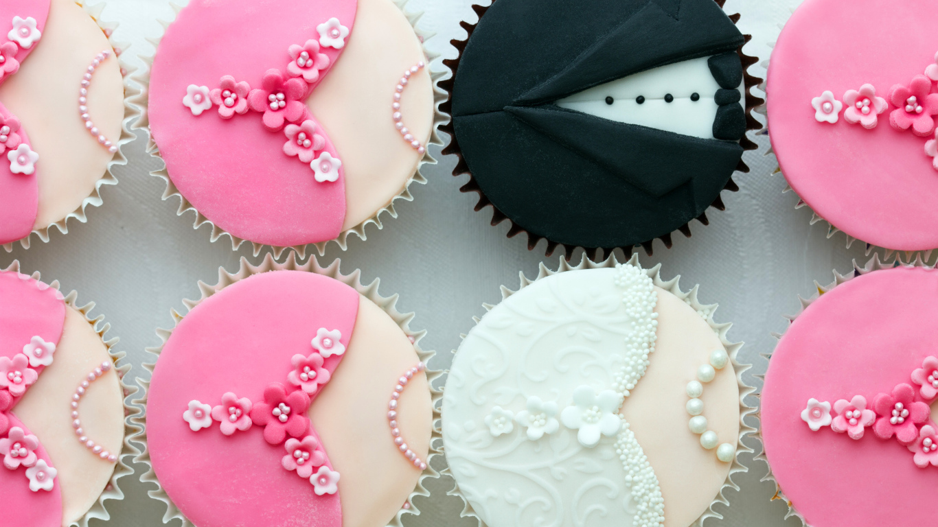 Кексы в виде одежды