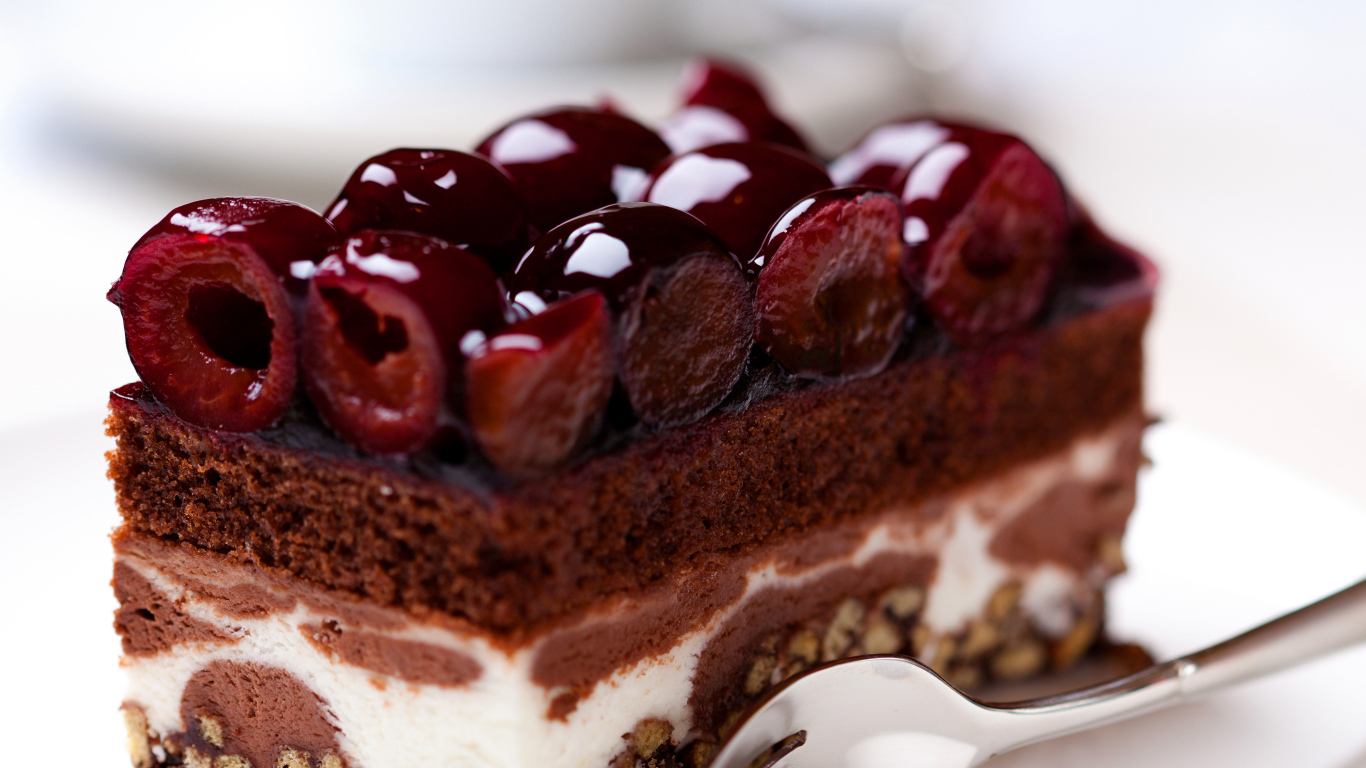 Десерт с вишней