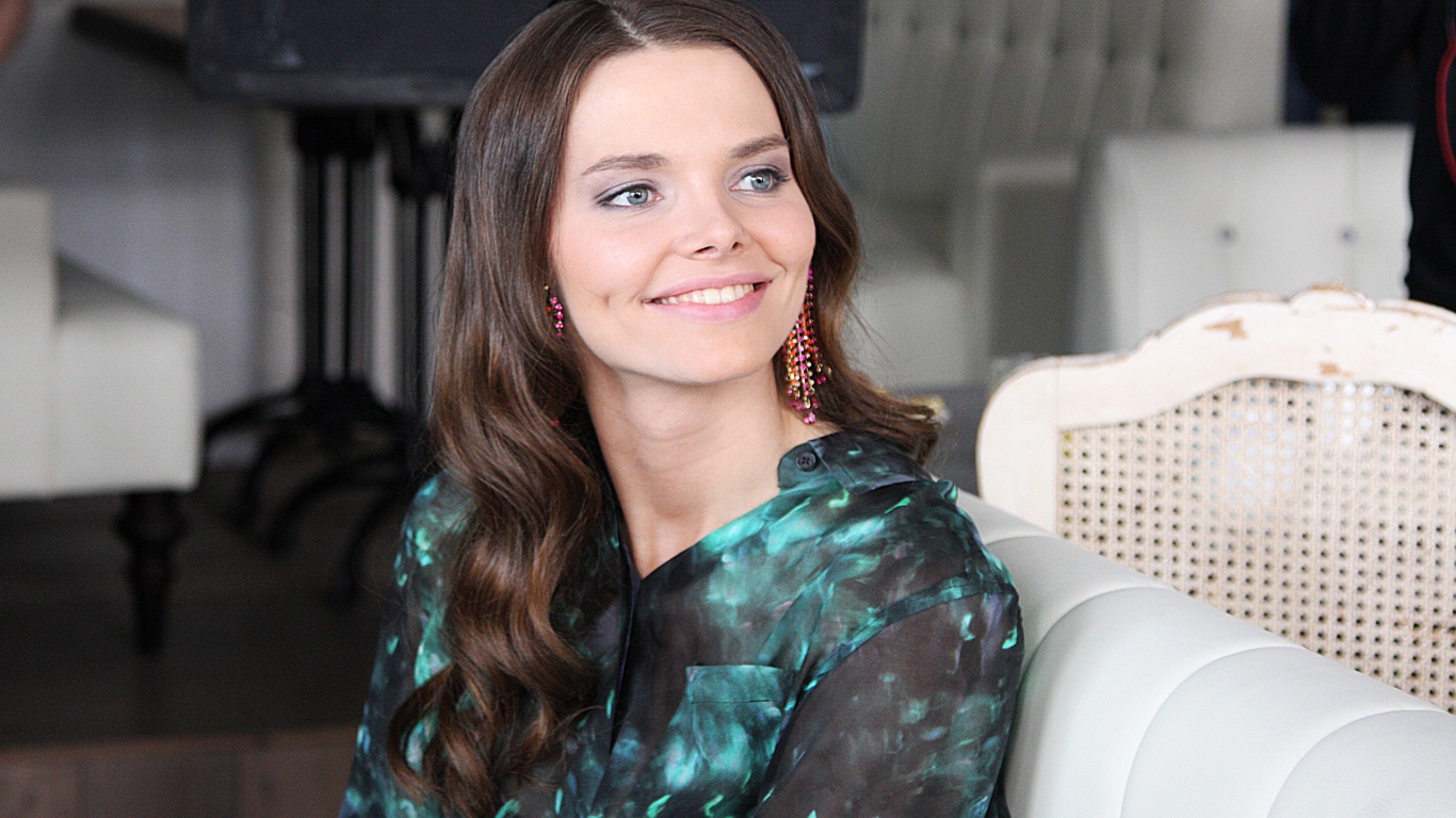 Красивая Елизавета Боярская