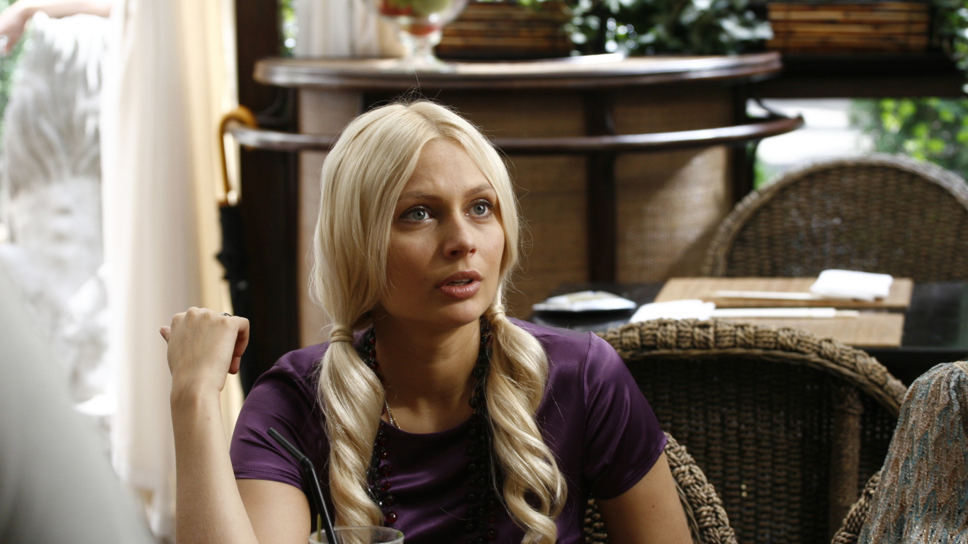 Очаровательная Наталья Рудова