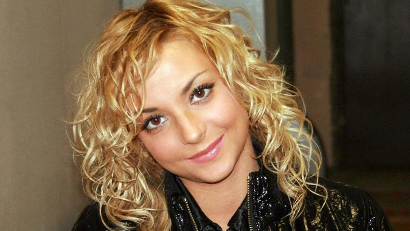 Популярная Дарья Сагадова