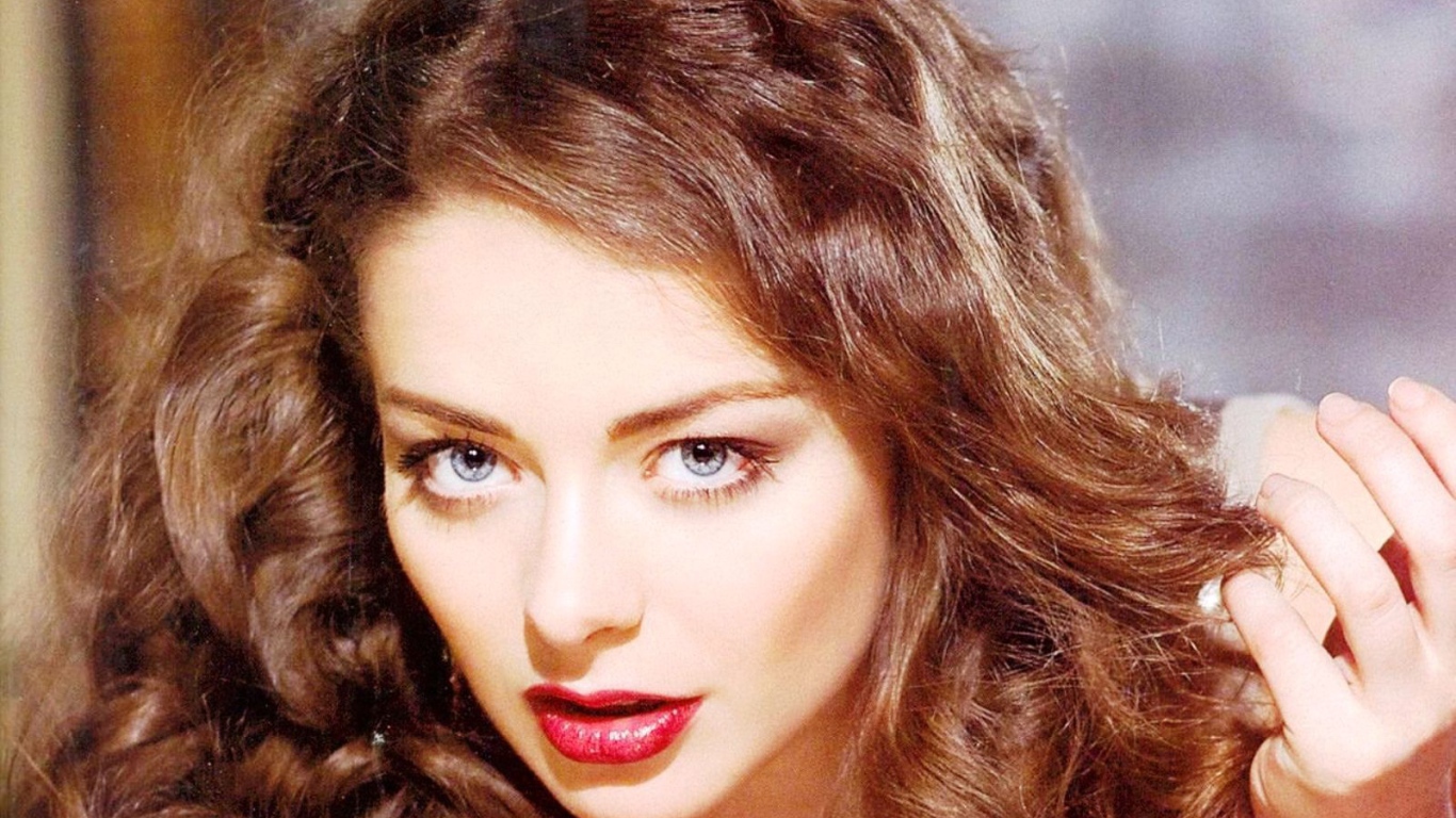 Знаменитая Марина Александрова