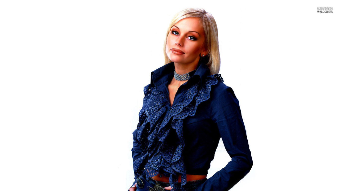 Красивая актриса Елена Корикова