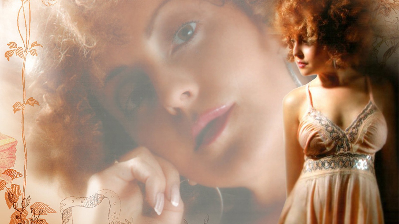 Актриса Анжелика Варум