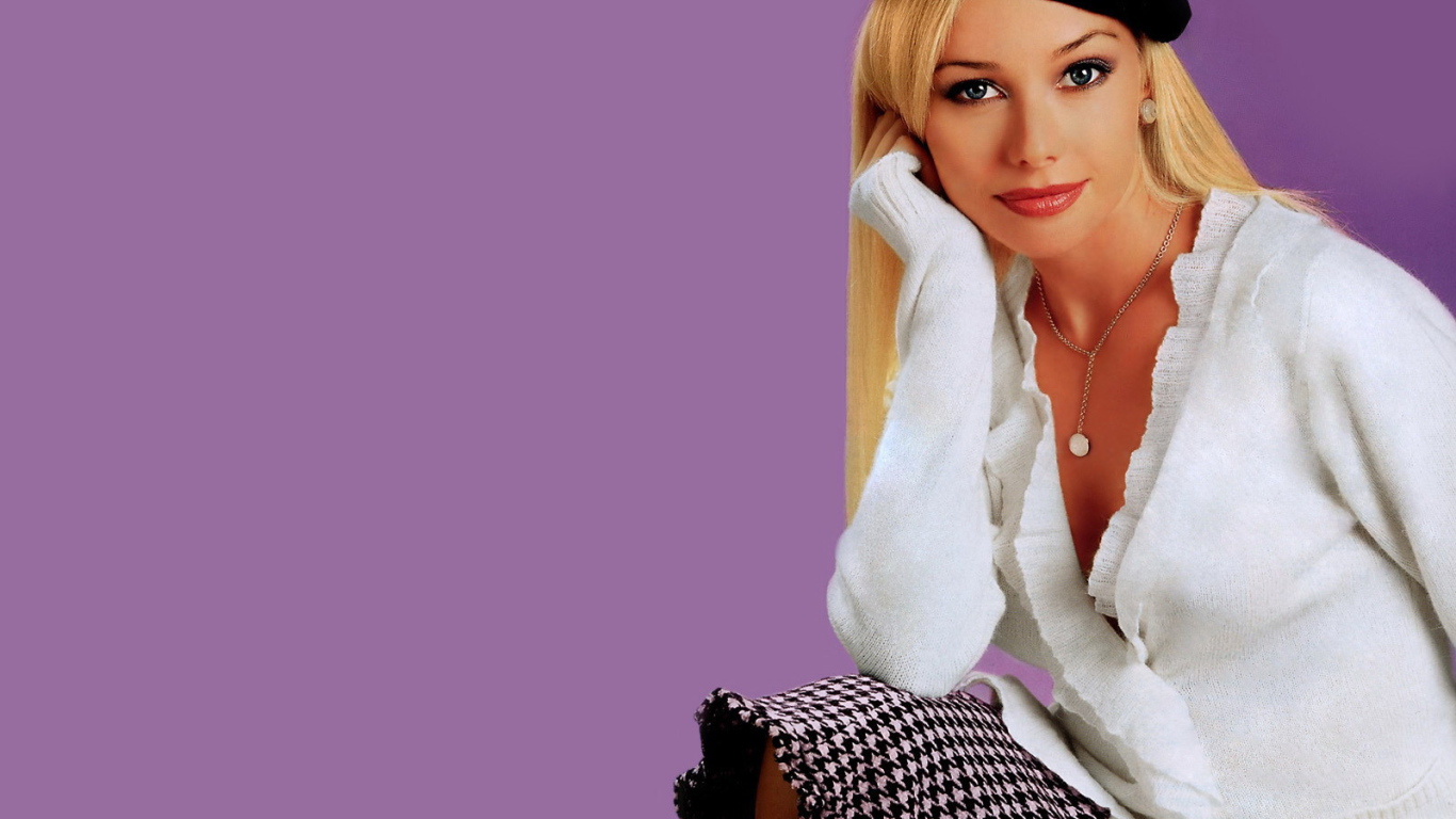 Актриса Елена Корикова