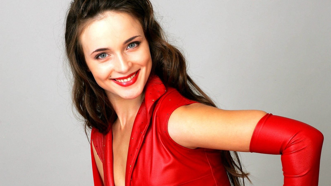 Знаменитая Анна Снаткина