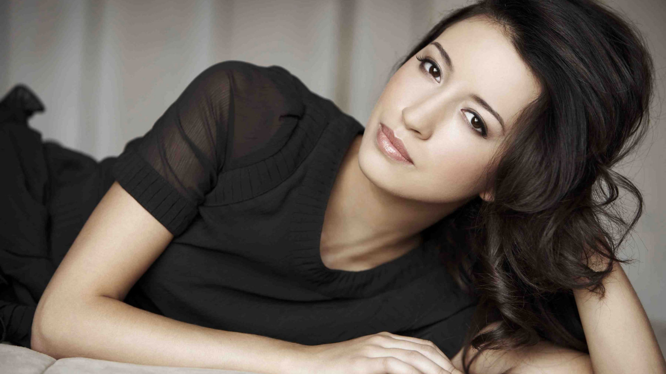 Модель Кристиан Серратос