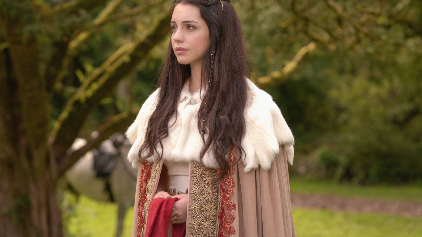 Красивая Аделаида Кэйн