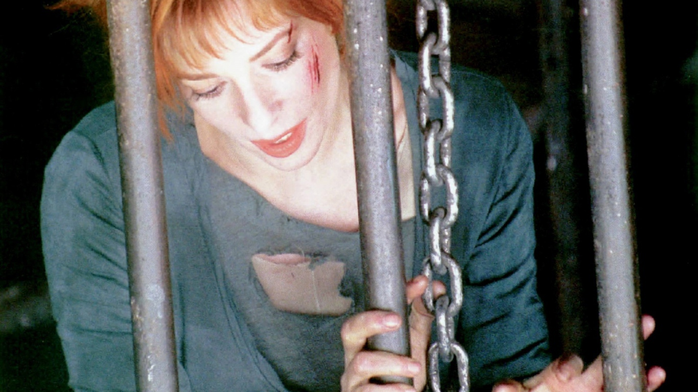 Очаровательная модель Милен Фармер