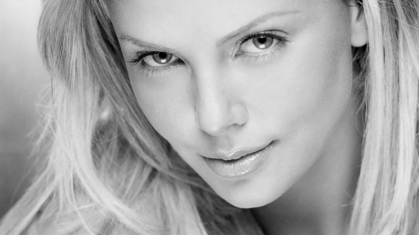 Шарлиз Терон