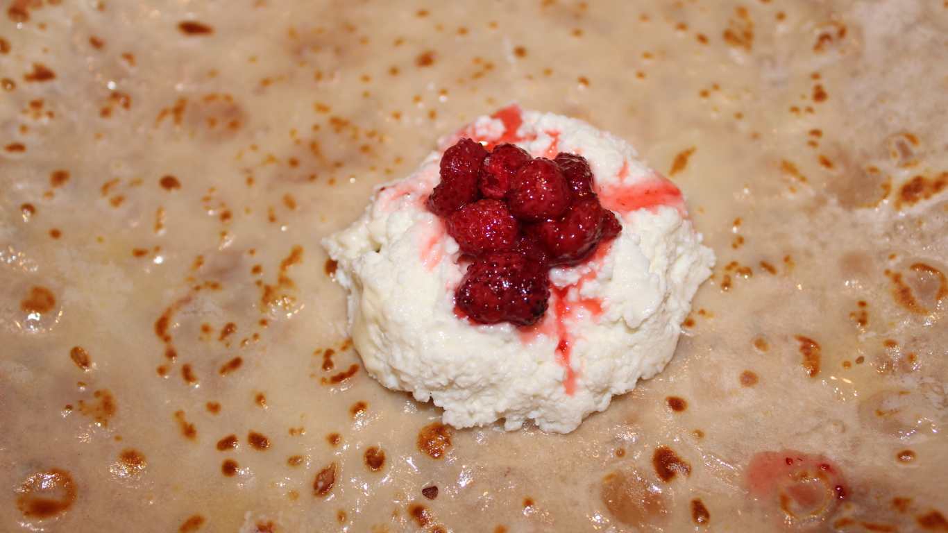 Украшение блинов на Масленицу