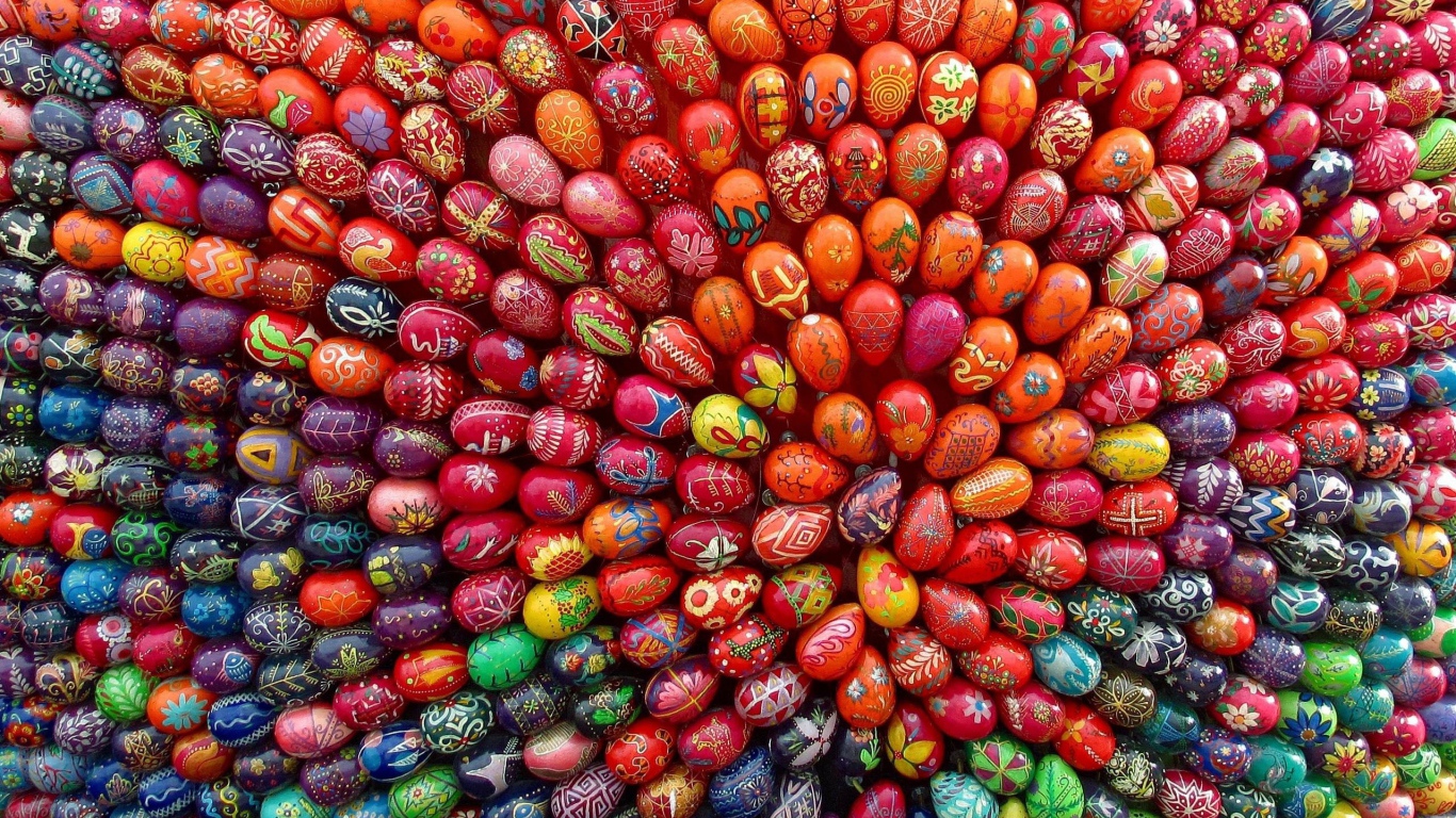 Орнамент из яиц на Пасху