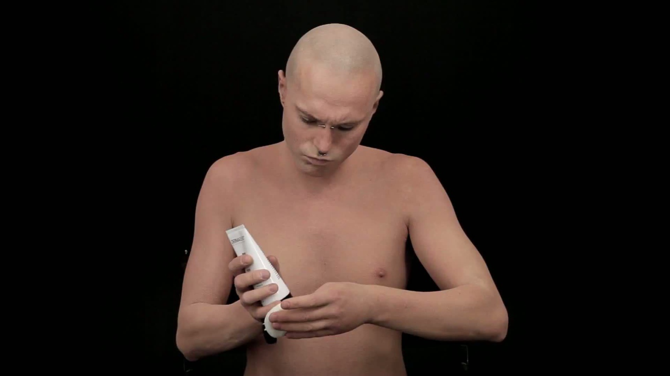 Известный актер Рик Жене