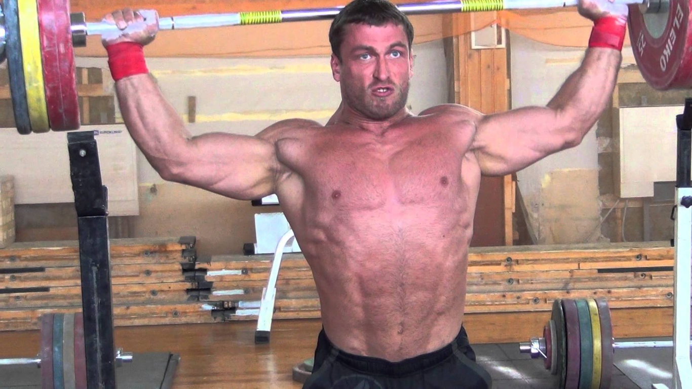 Славный спортсмен Дмитрий Клоков