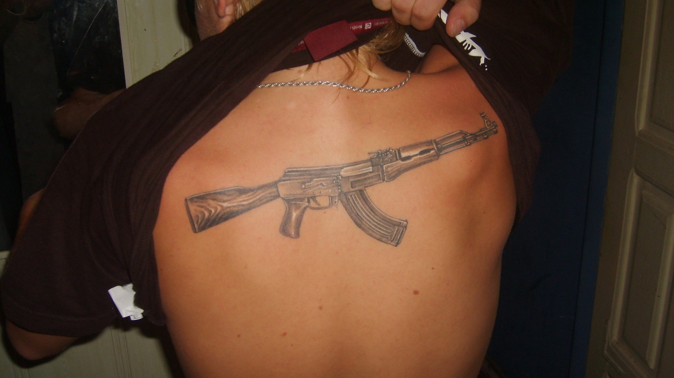 Суперзвезда Витя АК