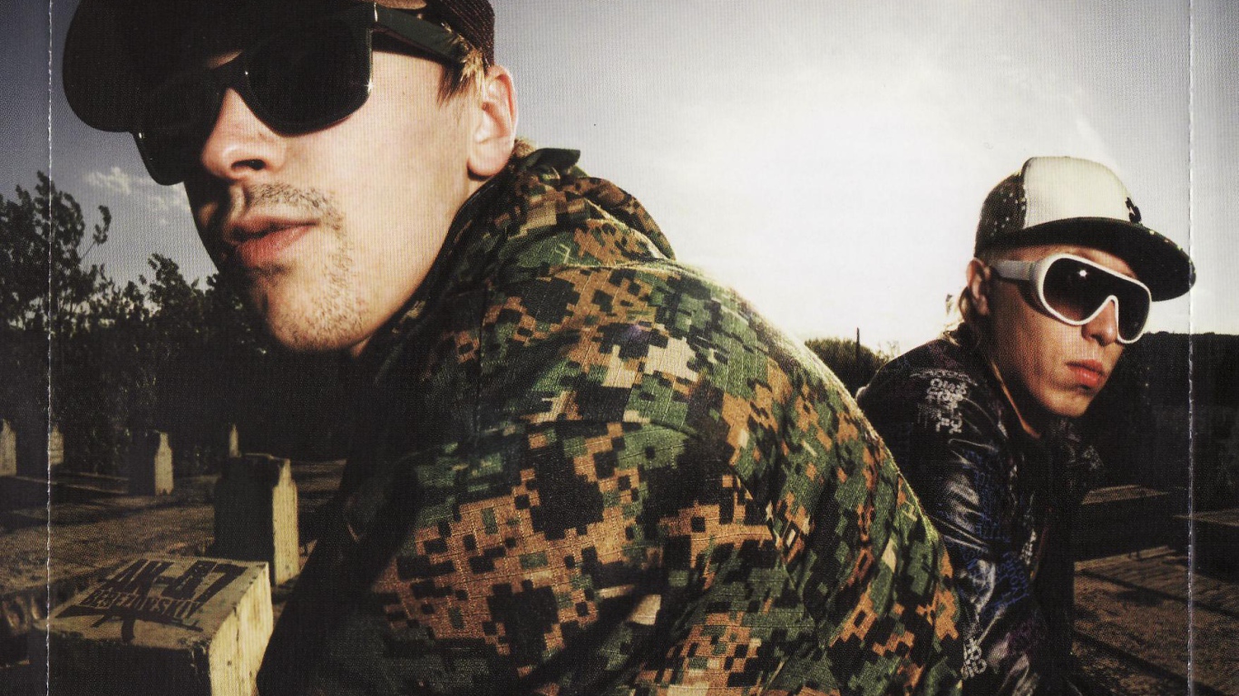 Знаменитый киноактер Витя АК