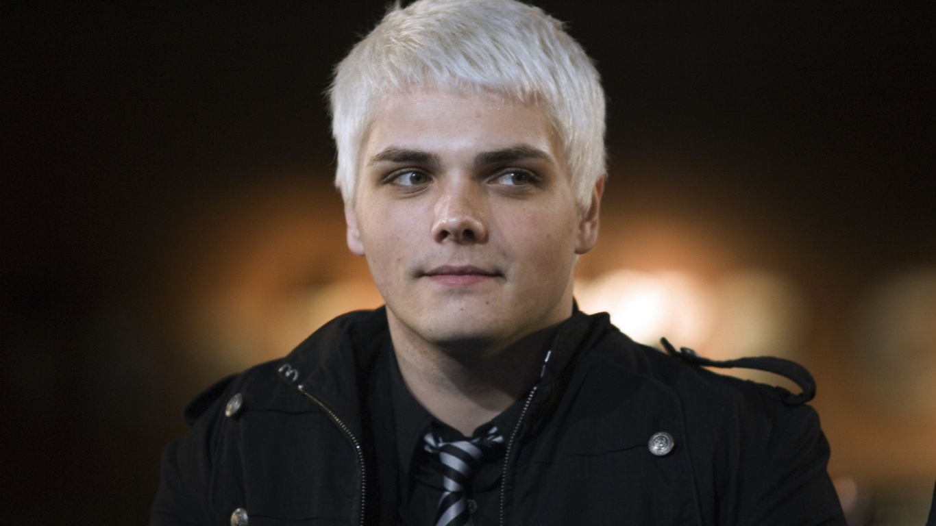 Знаменитая Суперзвезда Джерард Уэй