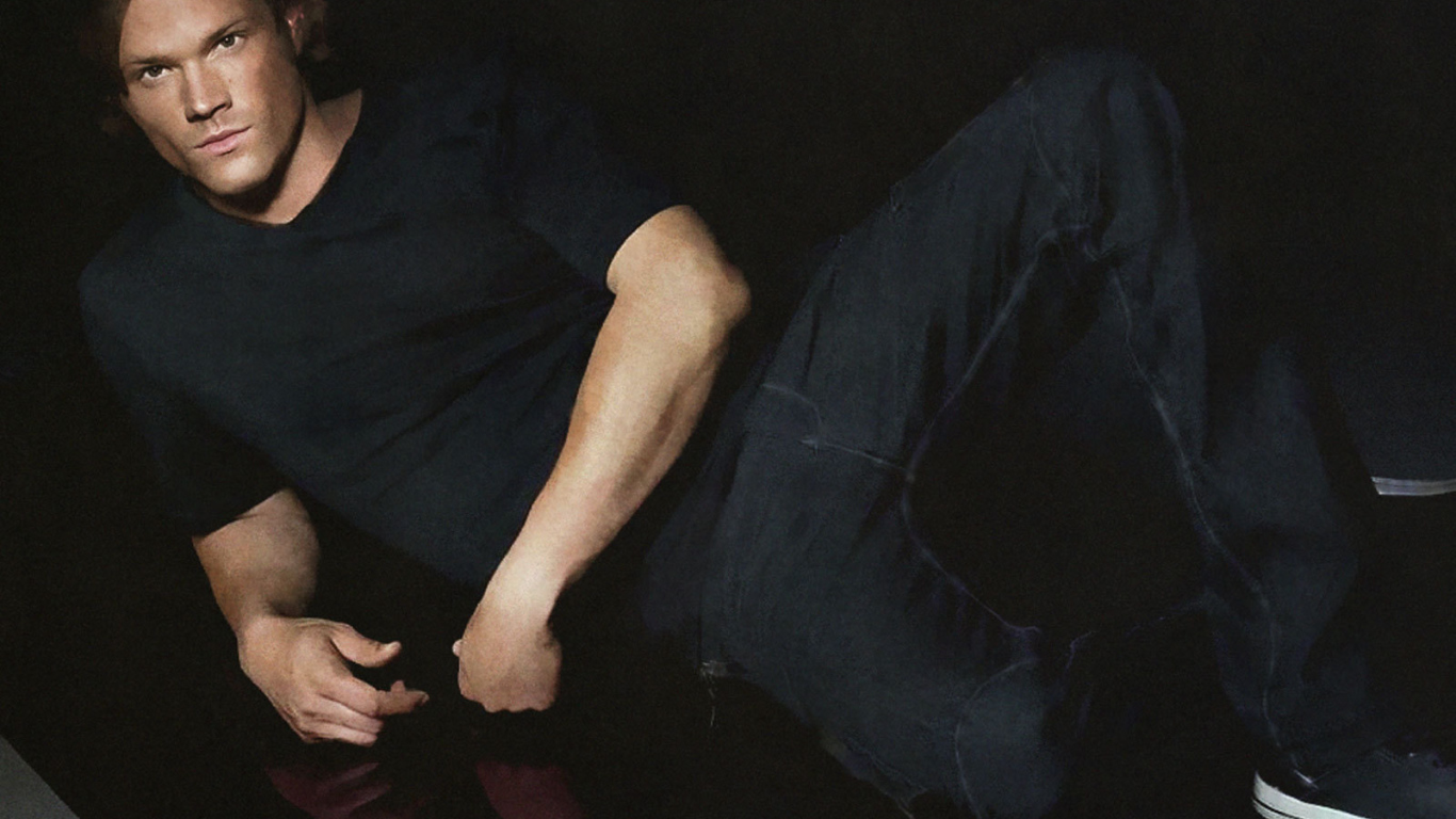 Популярный Актер Джаред Падалеки