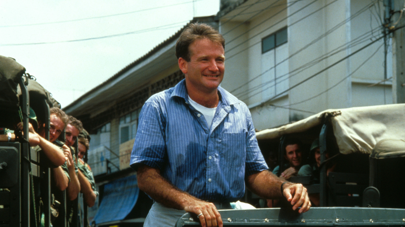 Знаменитый Робин Уильямс на машине