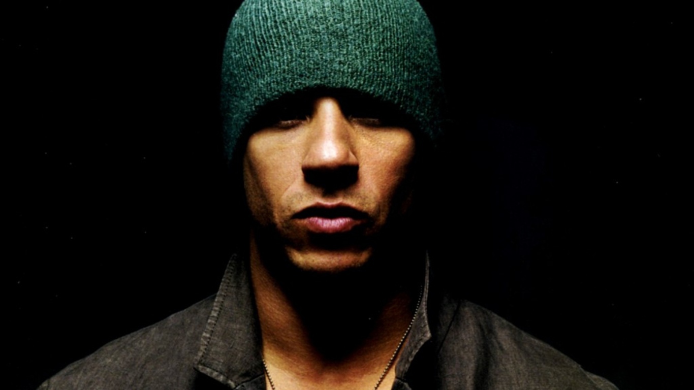 Вин Дизель в шляпе