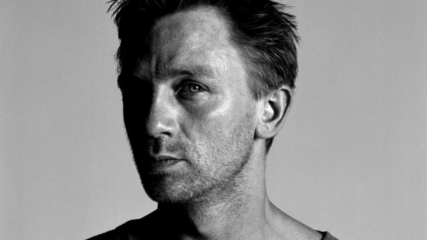  Актер Дэниел Крейг