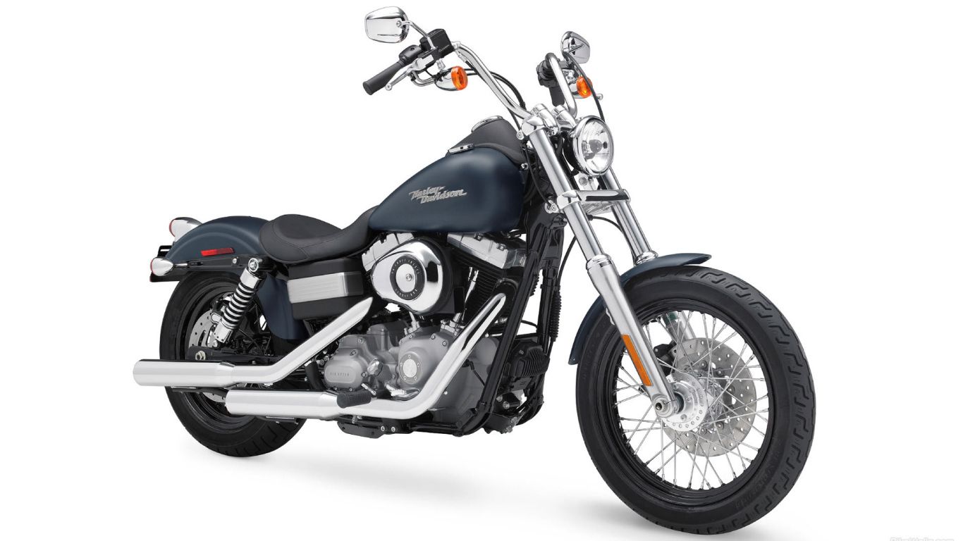 Красивый мотоцикл в москве Harley-Davidson Dyna Street Bob