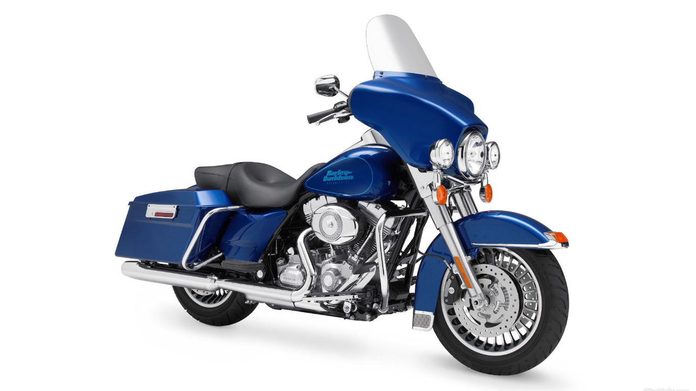 Красивый мотоцикл в москве Harley-Davidson Street Glide