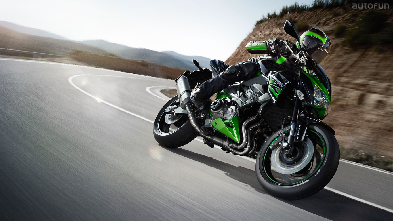 Красивый мотоцикл в москве Kawasaki Z 800