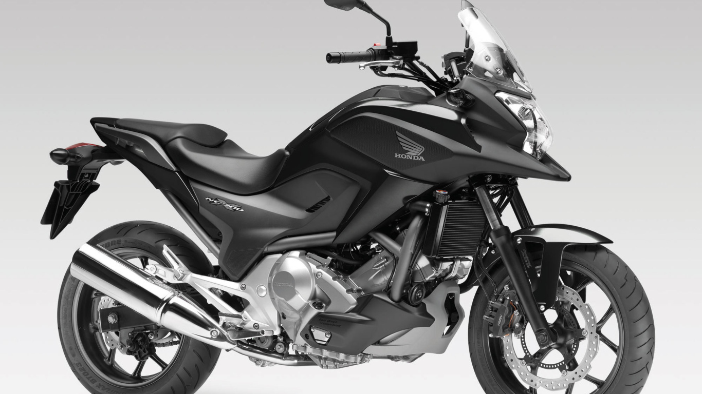 Мотоцикл модели Honda NC 700 X