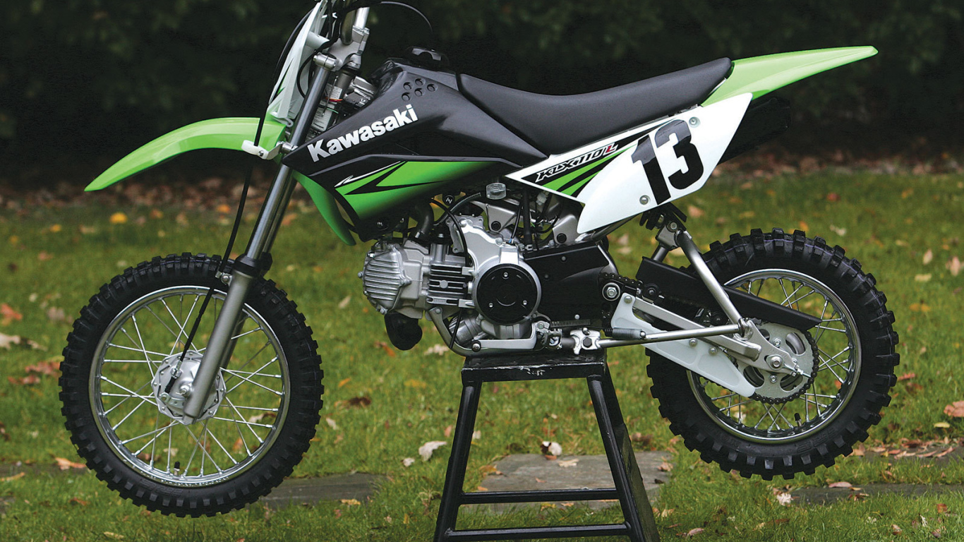 Мотоцикл модели Kawasaki KLX 125