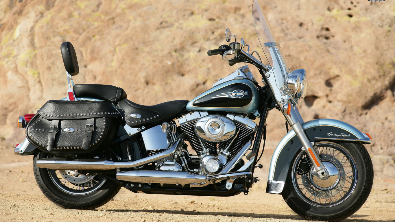 Быстрый мотоцикл Harley-Davidson Heritage Softail