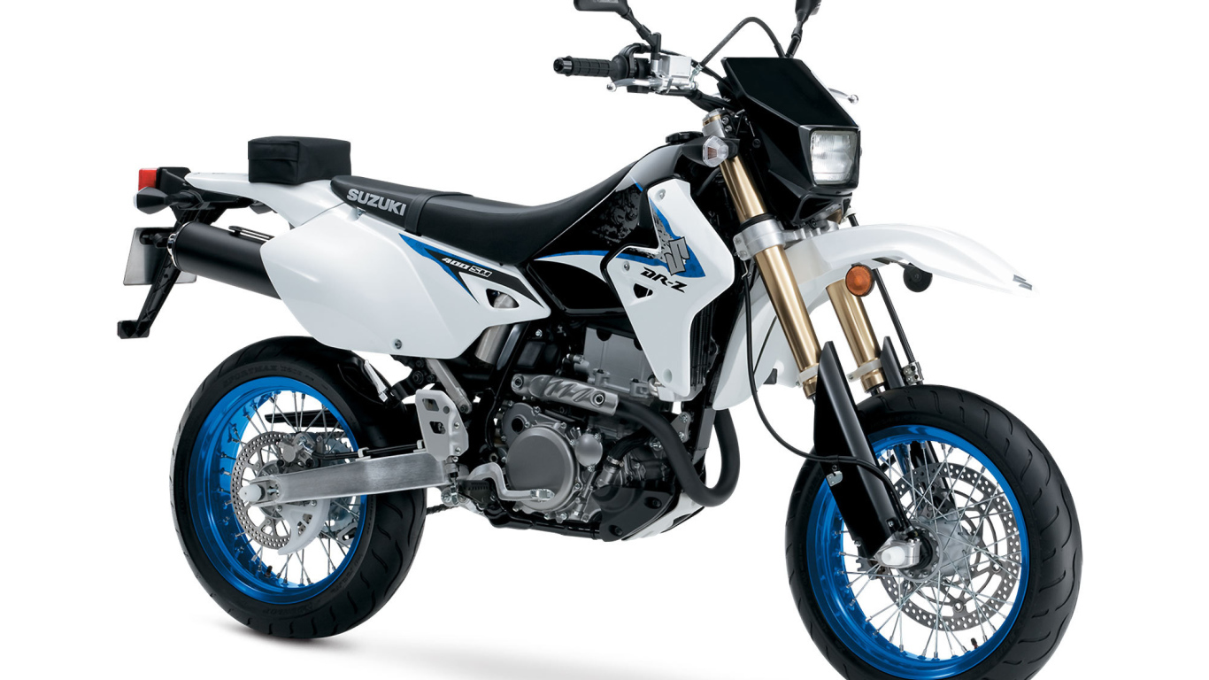 Быстрый мотоцикл Suzuki  DR-Z400 S