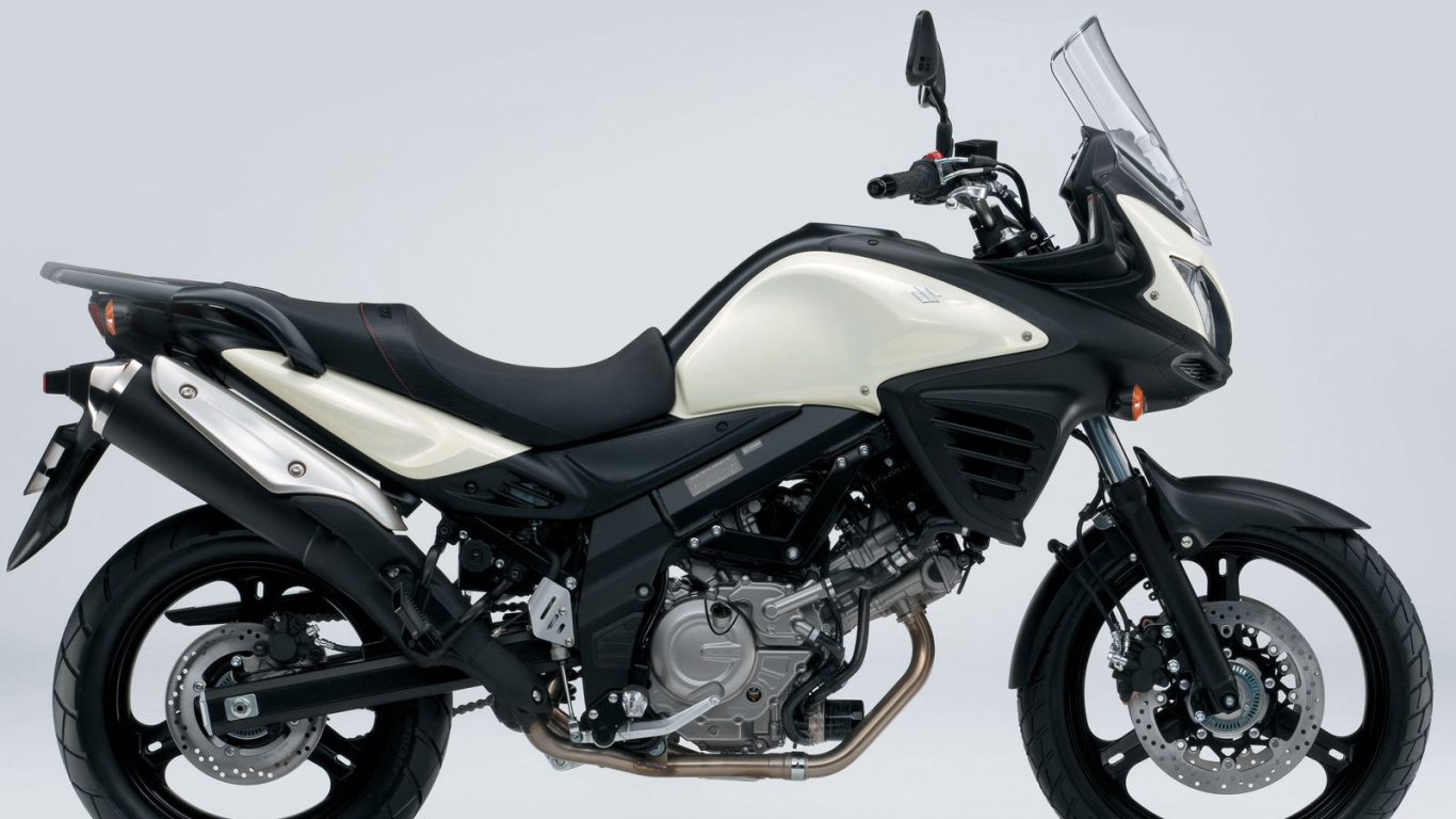 Быстрый мотоцикл Suzuki V-Storm 650 ABS