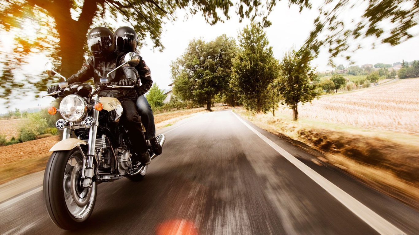 Невероятный мотоцикл Ducati Monster 1200