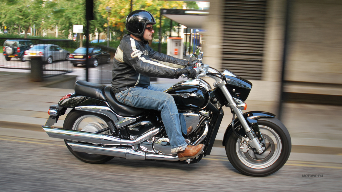 Невероятный мотоцикл Suzuki Intruder M1500